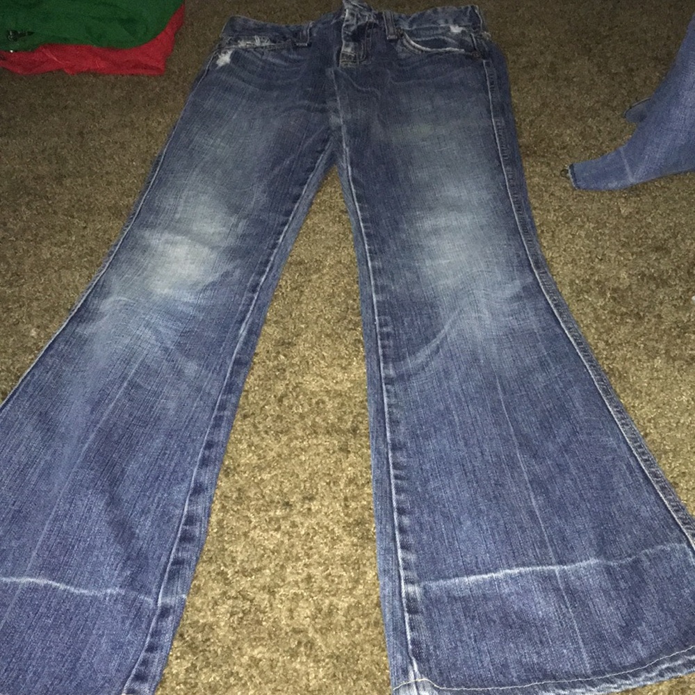 Jeans
